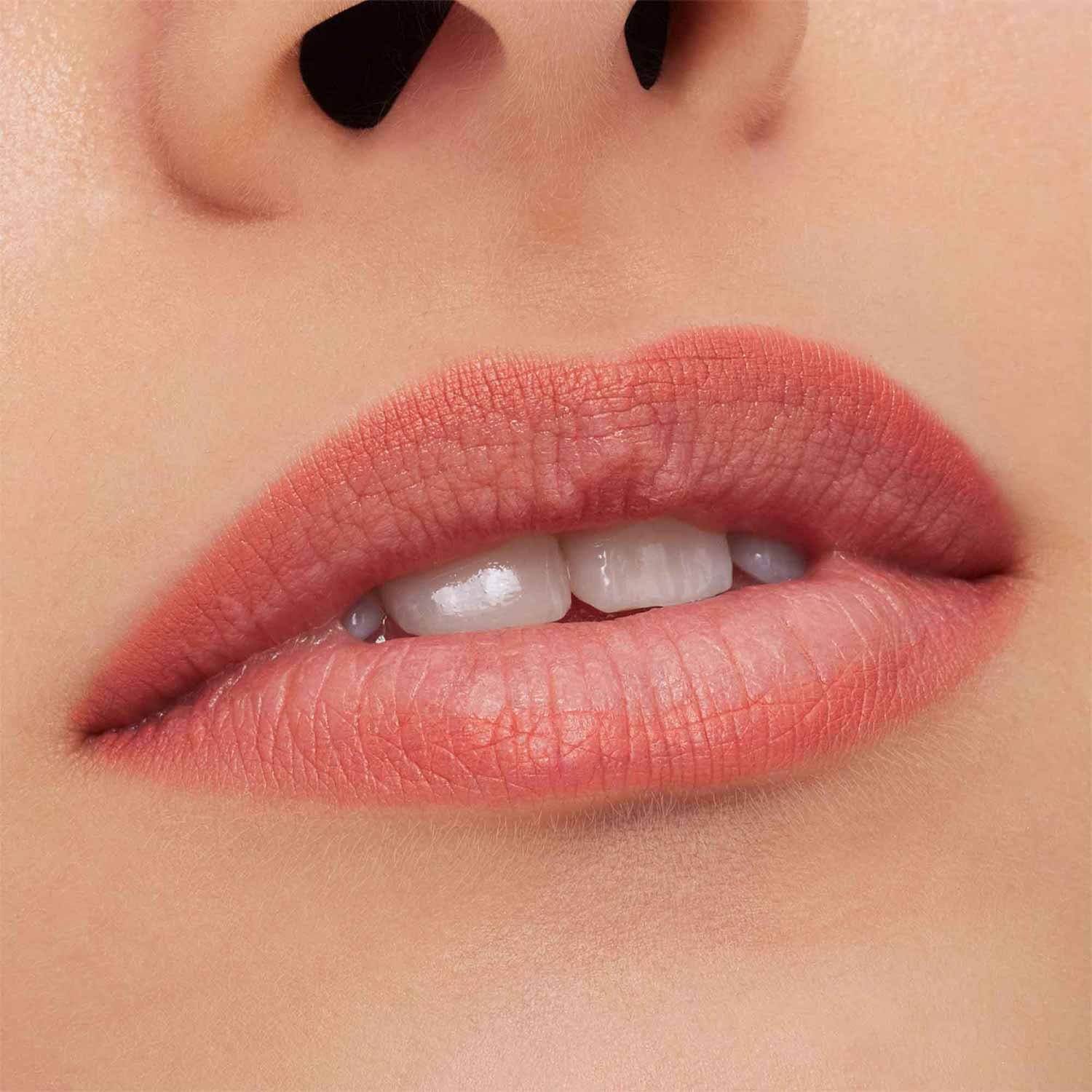 M·A·C LIP PENCIL (DELINEADOR DE LABIOS)